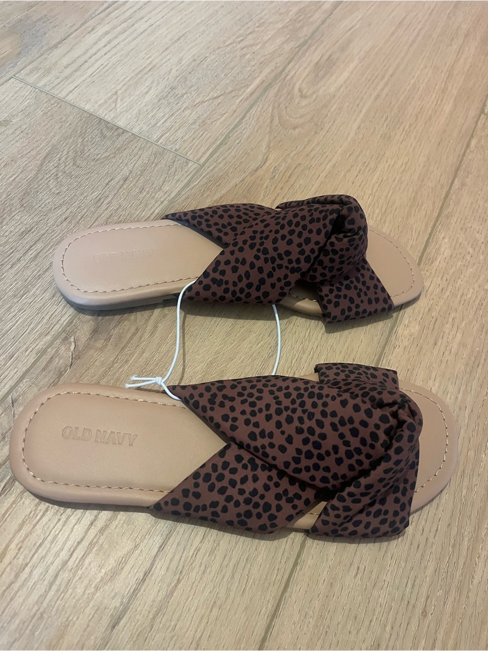 Old Navy Brown Leopard Knot Slide Sandals